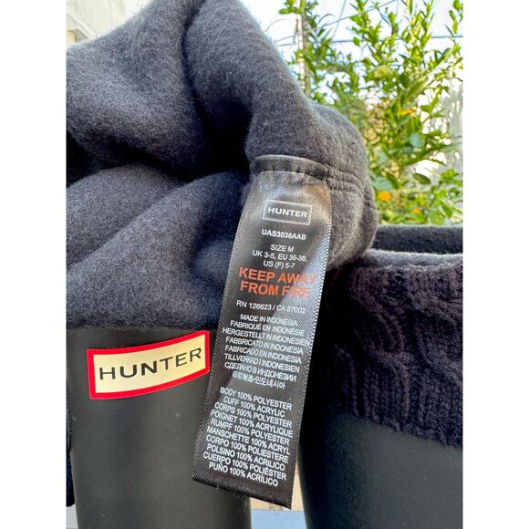 NWOT Hunter Tall Black Cable Knit Cuff Rain Boot Socks SZ M = US Women's SZ 5-7 - Picture 4 of 5